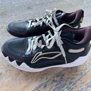 Li-Ning Jimmy Butler JB1 Basketball shoes size 8 with Boom cushioning